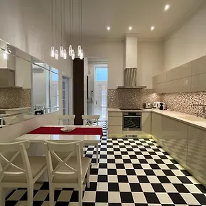 Park Hideaway Bestern Apartman
